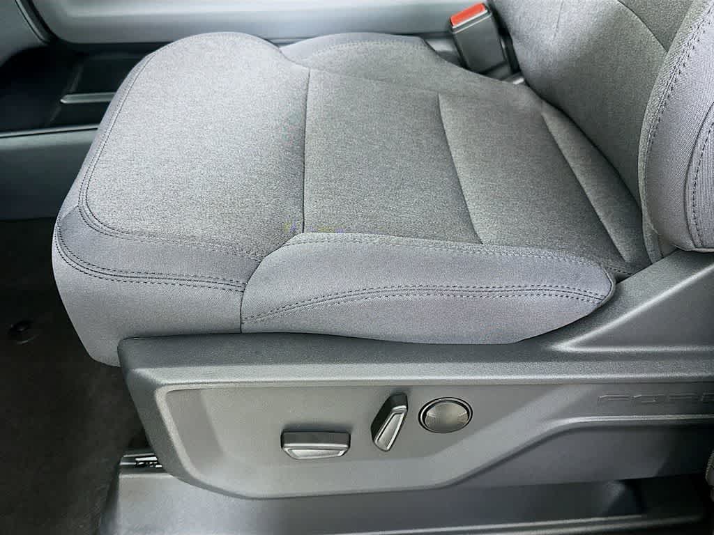 Thumbnail: 2026 Ford Expedition - 29