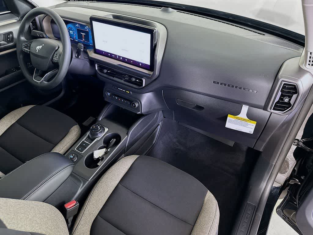 Thumbnail: 2025 Ford Bronco Sport - 31