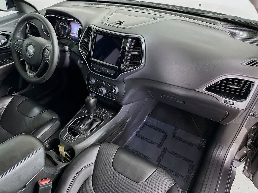 Thumbnail: 2022 Jeep Cherokee - 33