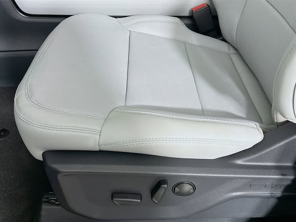 Thumbnail: 2026 Ford Expedition - 29