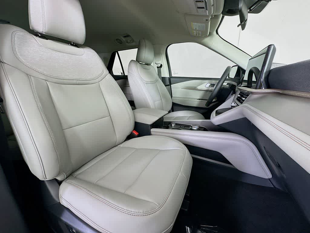 Thumbnail: 2026 Ford Explorer - 15