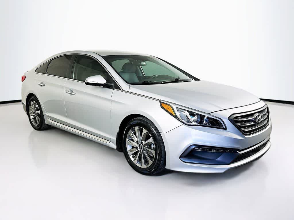 Thumbnail: 2016 Hyundai Sonata - 24