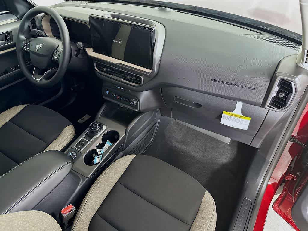 Thumbnail: 2025 Ford Bronco Sport - 32