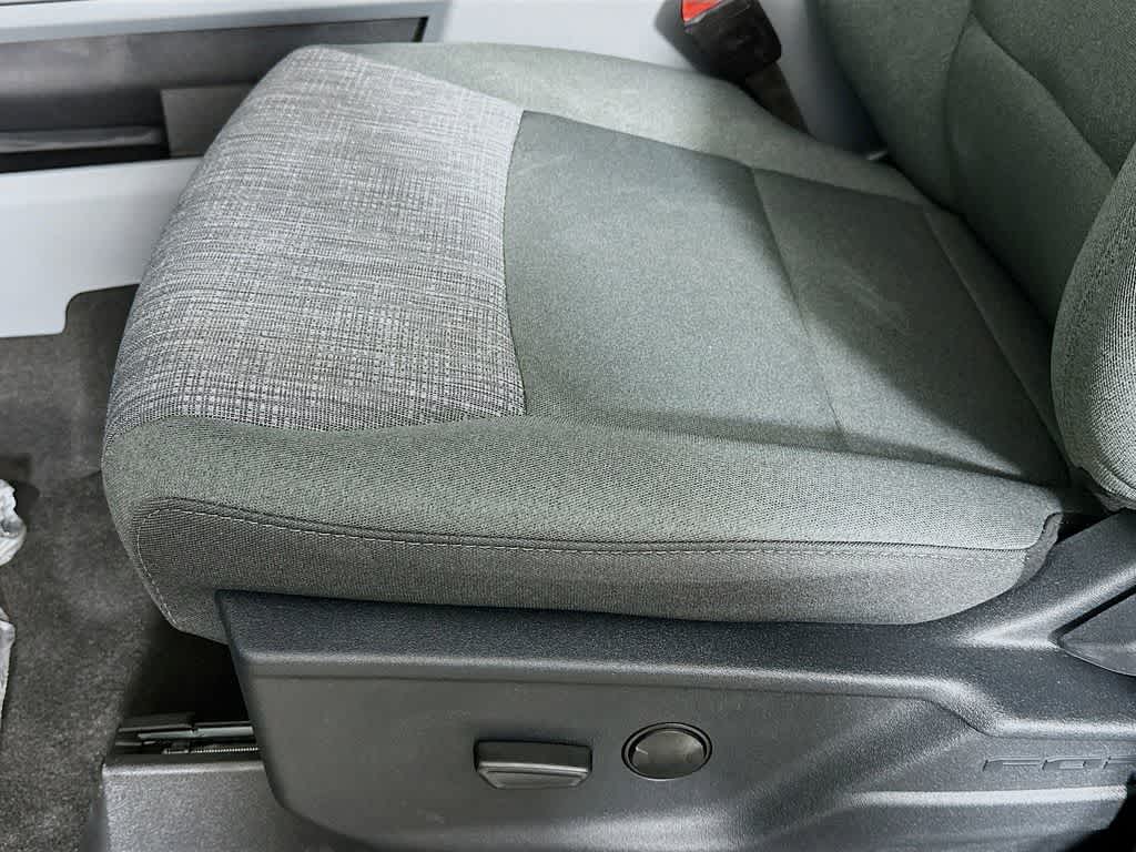 Thumbnail: 2026 Ford F-250 - 30