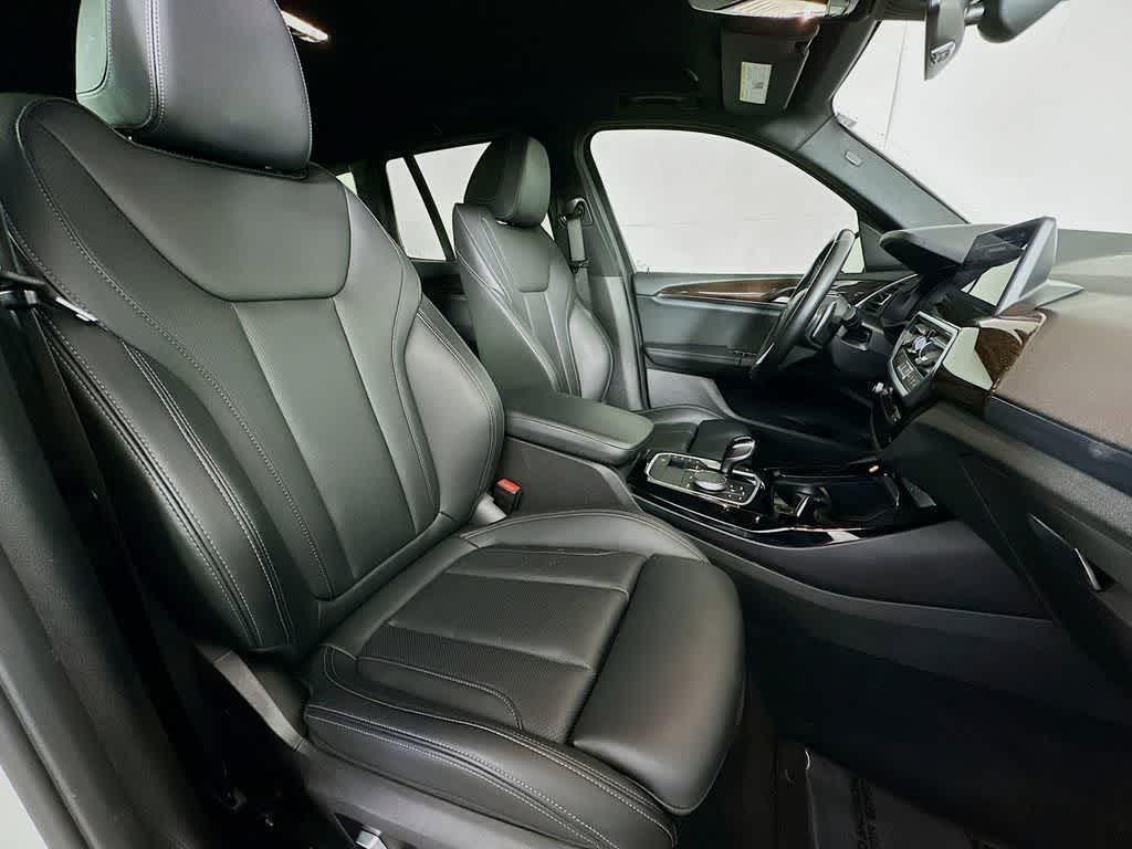 Thumbnail: 2022 BMW X3 - 15