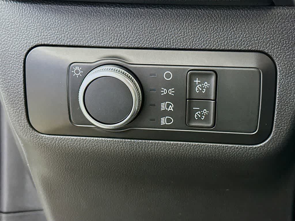 Thumbnail: 2022 Ford Escape - 26