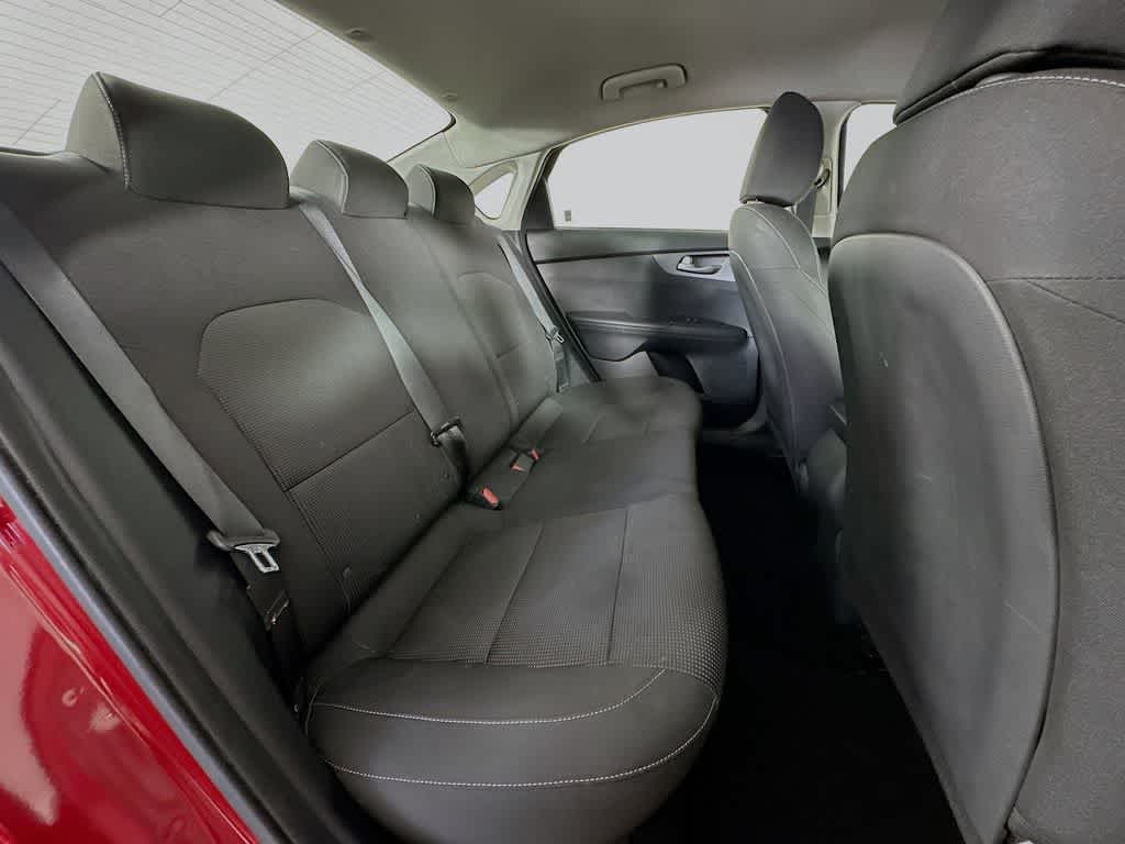 Thumbnail: 2019 Kia Forte - 30