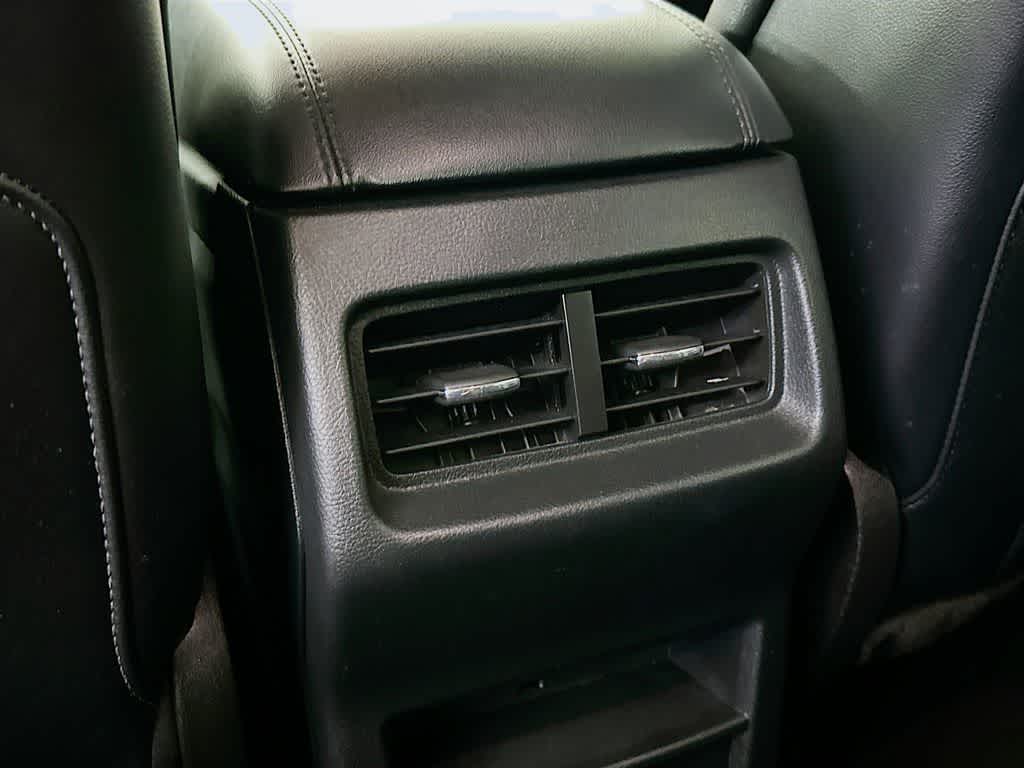 Thumbnail: 2022 Ford Edge - 12