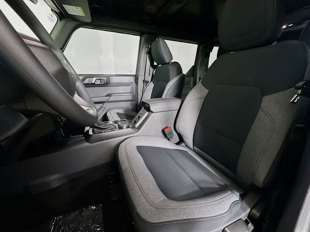 Thumbnail: 2025 Ford Bronco - 11