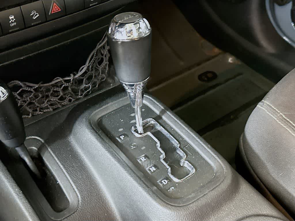 Thumbnail: 2014 Jeep Wrangler - 18