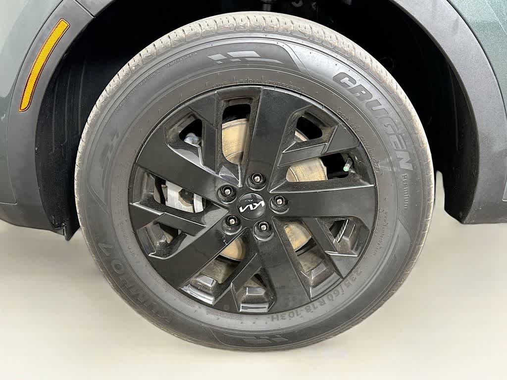 Thumbnail: 2022 Kia Sorento - 8