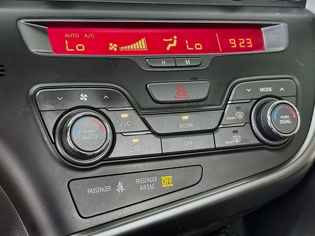 Thumbnail: 2012 Kia Optima - 18