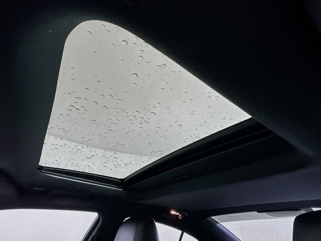 Thumbnail: 2017 Dodge Charger - 32