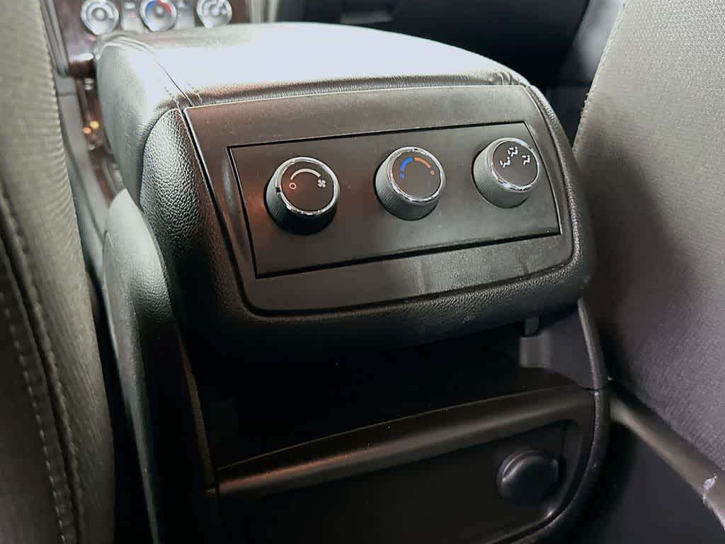 Thumbnail: 2017 Chevrolet Traverse - 13