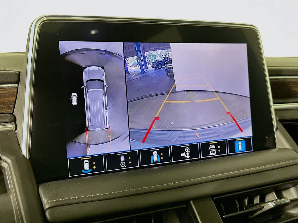 Thumbnail: 2021 Chevrolet Suburban - 29