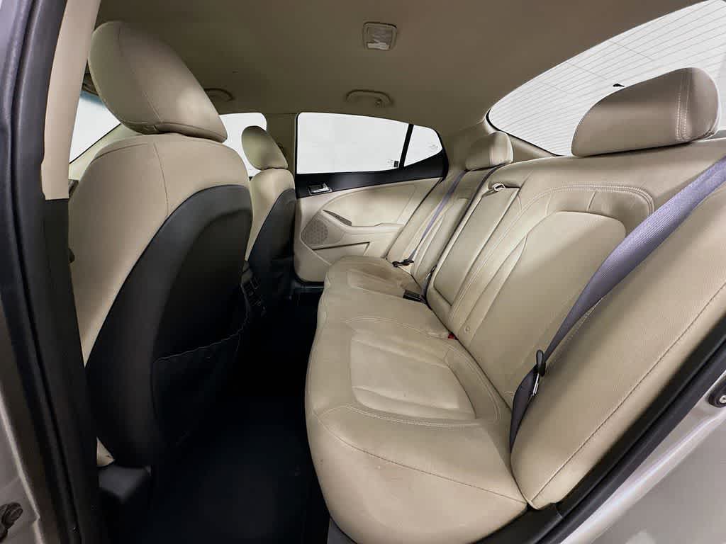 Thumbnail: 2012 Kia Optima - 14