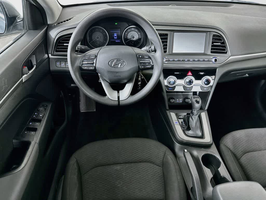 Thumbnail: 2019 Hyundai Elantra - 9