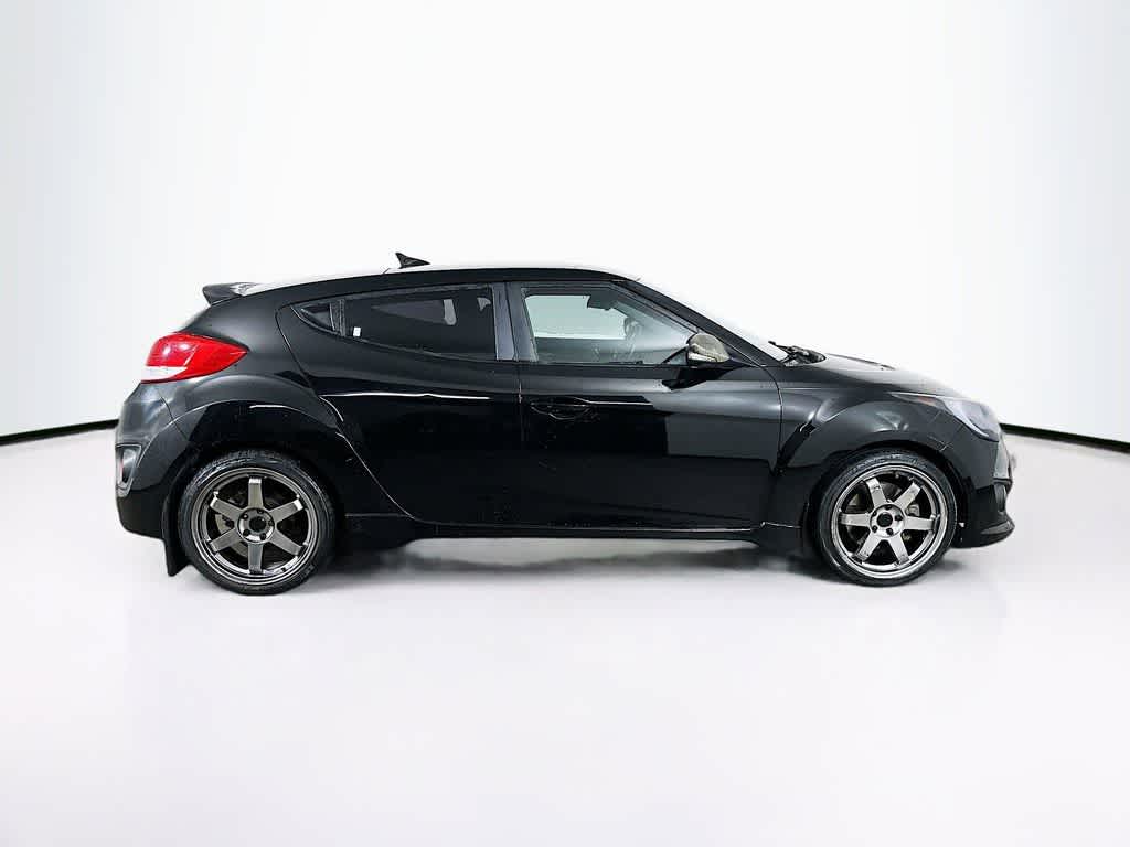Thumbnail: 2013 Hyundai Veloster - 25