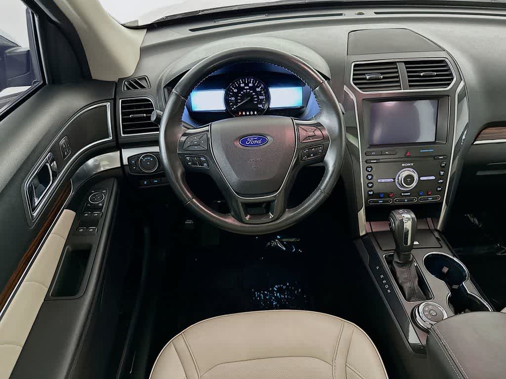 Thumbnail: 2019 Ford Explorer - 10