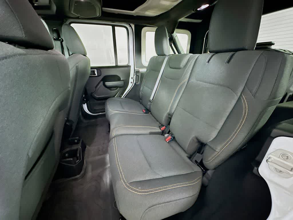 Thumbnail: 2024 Jeep Wrangler - 14