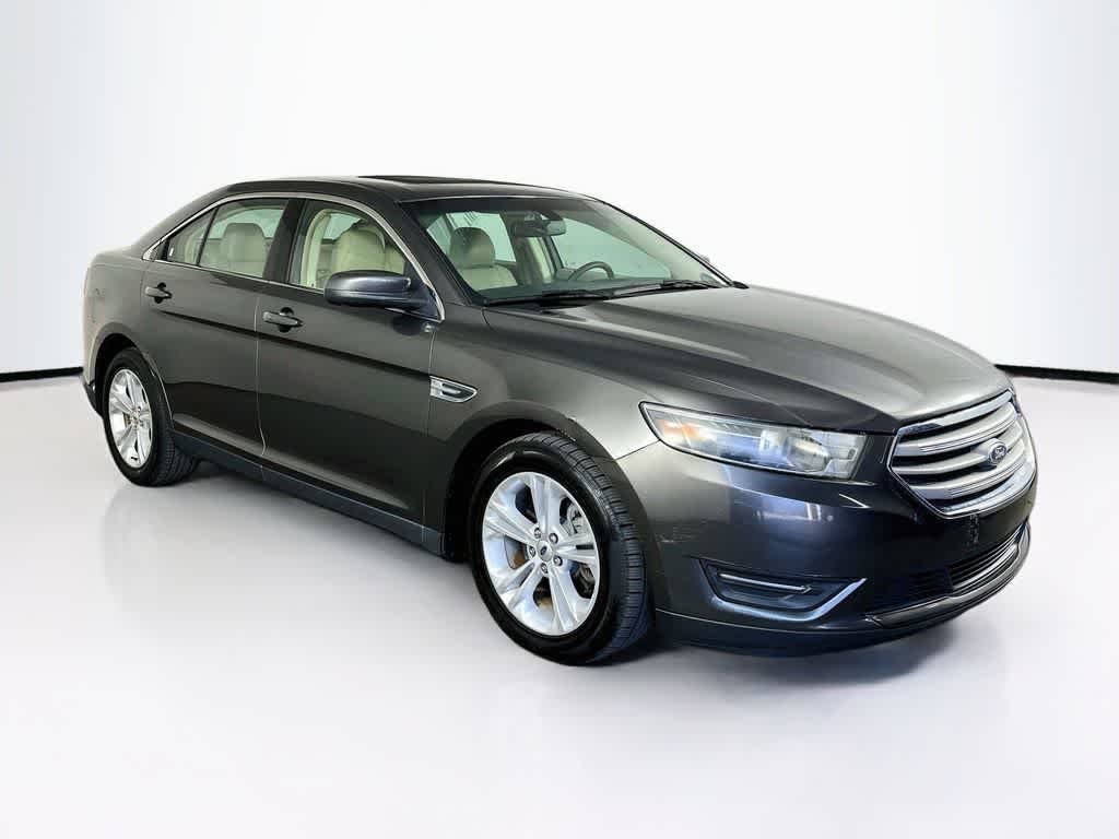 Thumbnail: 2015 Ford Taurus - 22