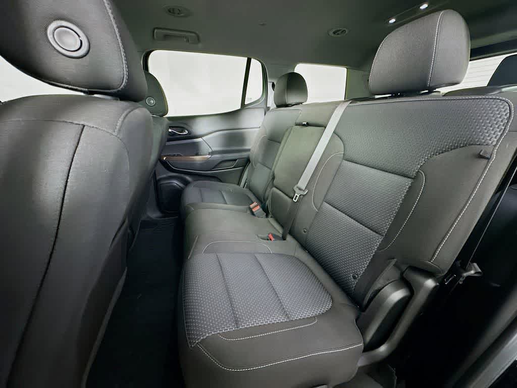Thumbnail: 2023 GMC Acadia - 14