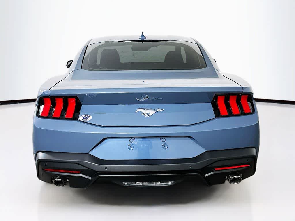 2025 Ford Mustang  5