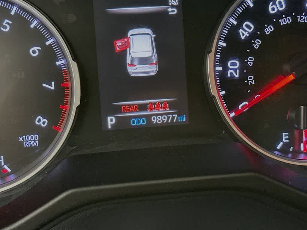 Thumbnail: 2019 Toyota RAV4 - 19