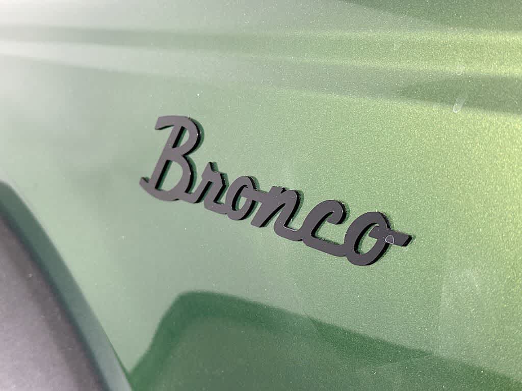 Thumbnail: 2022 Ford Bronco - 7