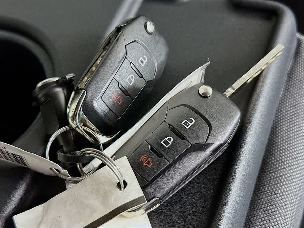 Thumbnail: 2025 Ford F-350 - 21