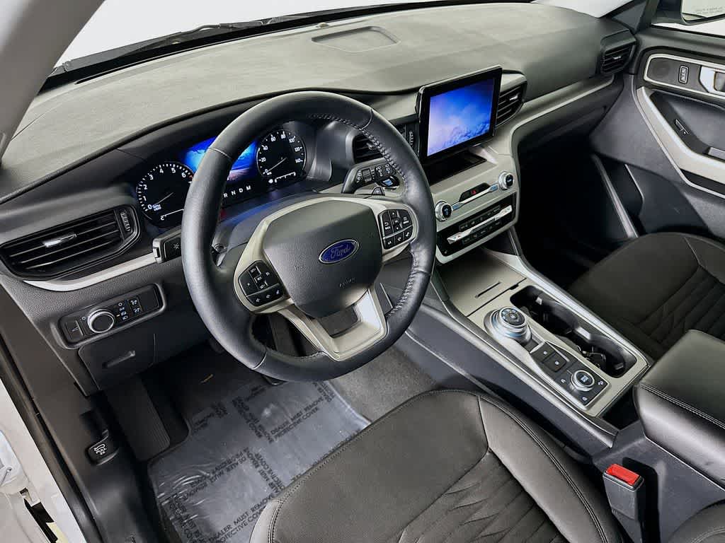 Thumbnail: 2020 Ford Explorer - 2