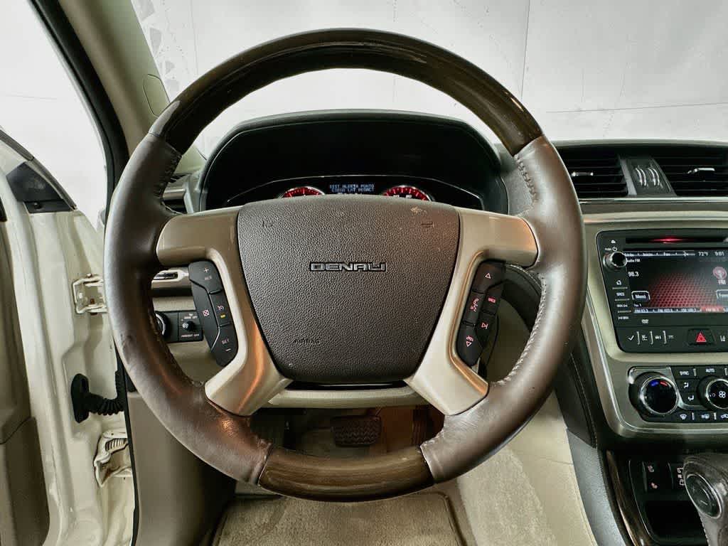 Thumbnail: 2014 GMC Acadia - 16