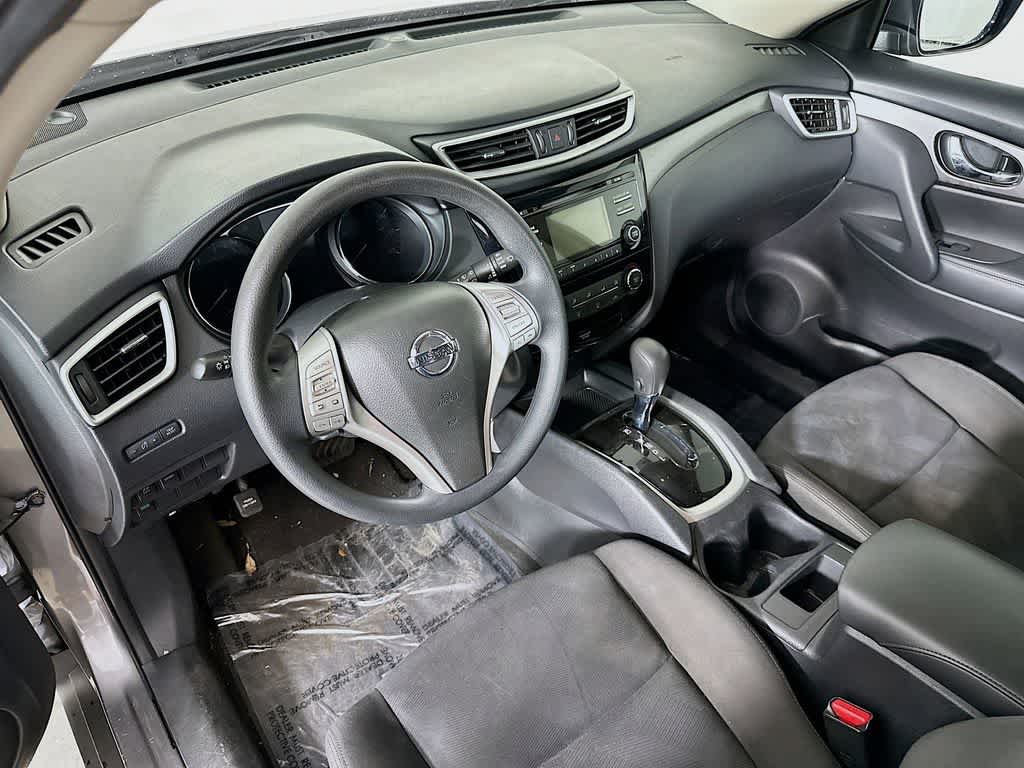 Thumbnail: 2016 Nissan Rogue - 2