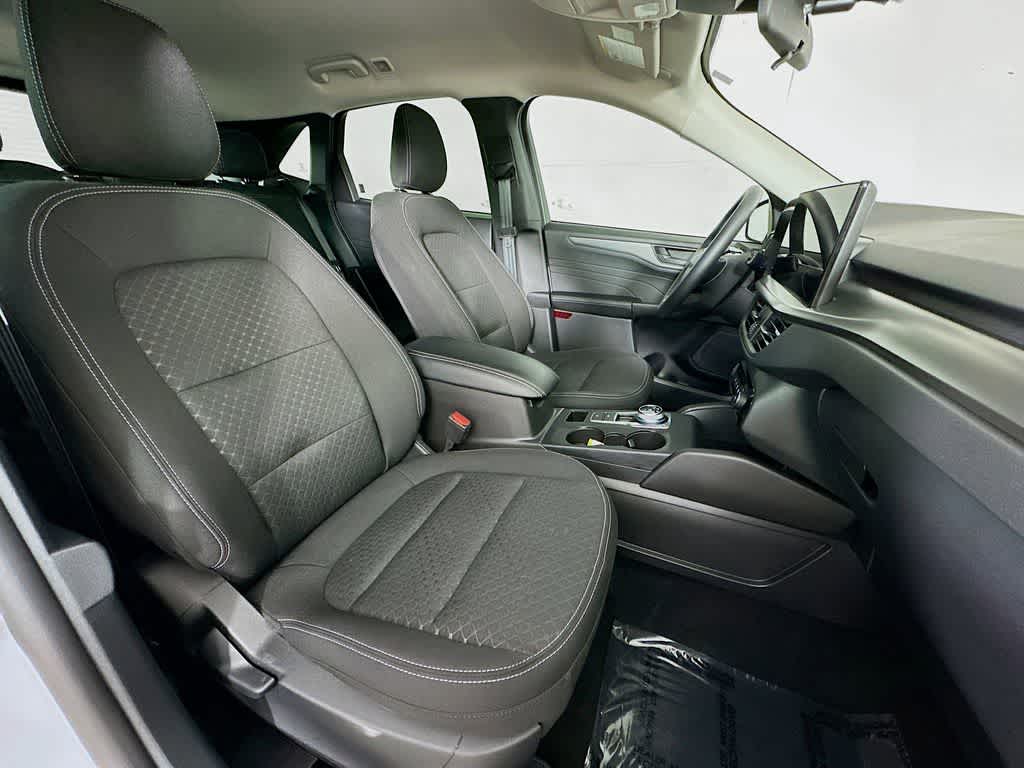 Thumbnail: 2025 Ford Escape - 15