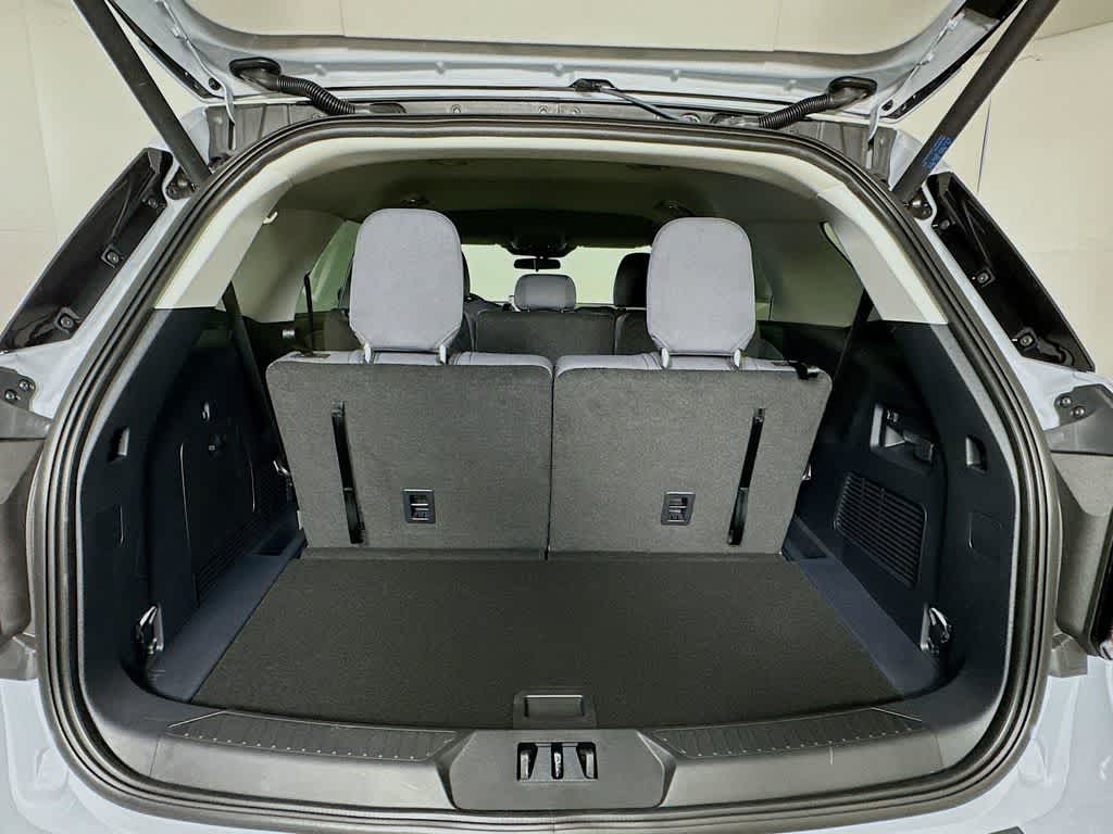 Thumbnail: 2026 Ford Explorer - 19