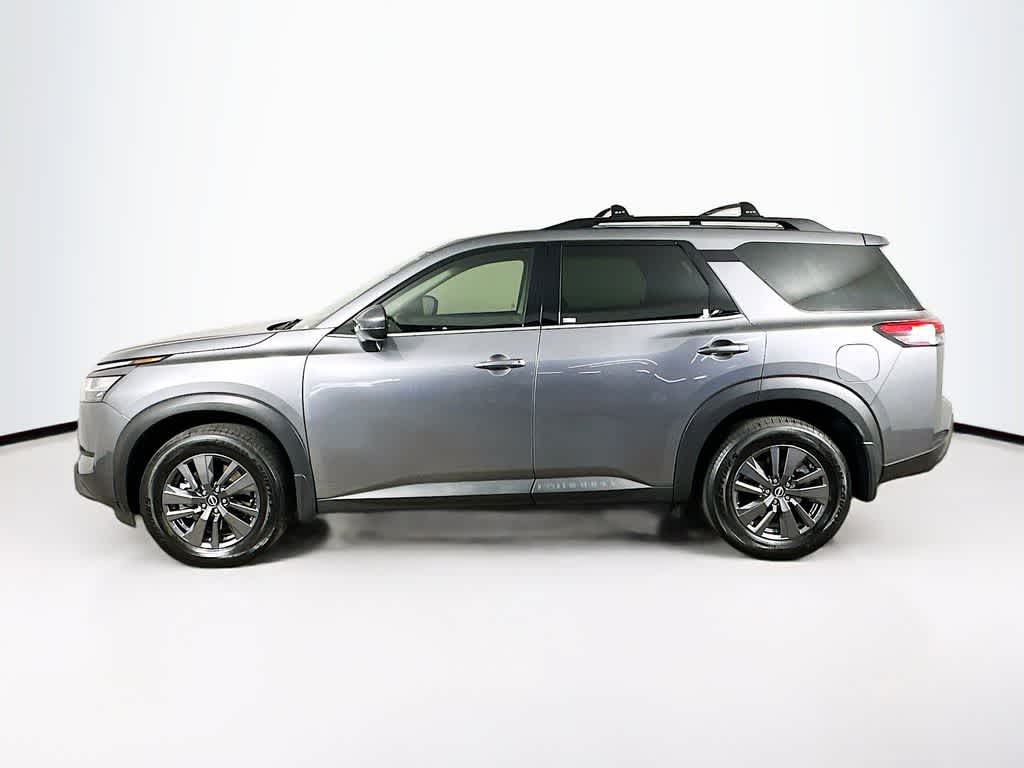 Thumbnail: 2022 Nissan Pathfinder - 3