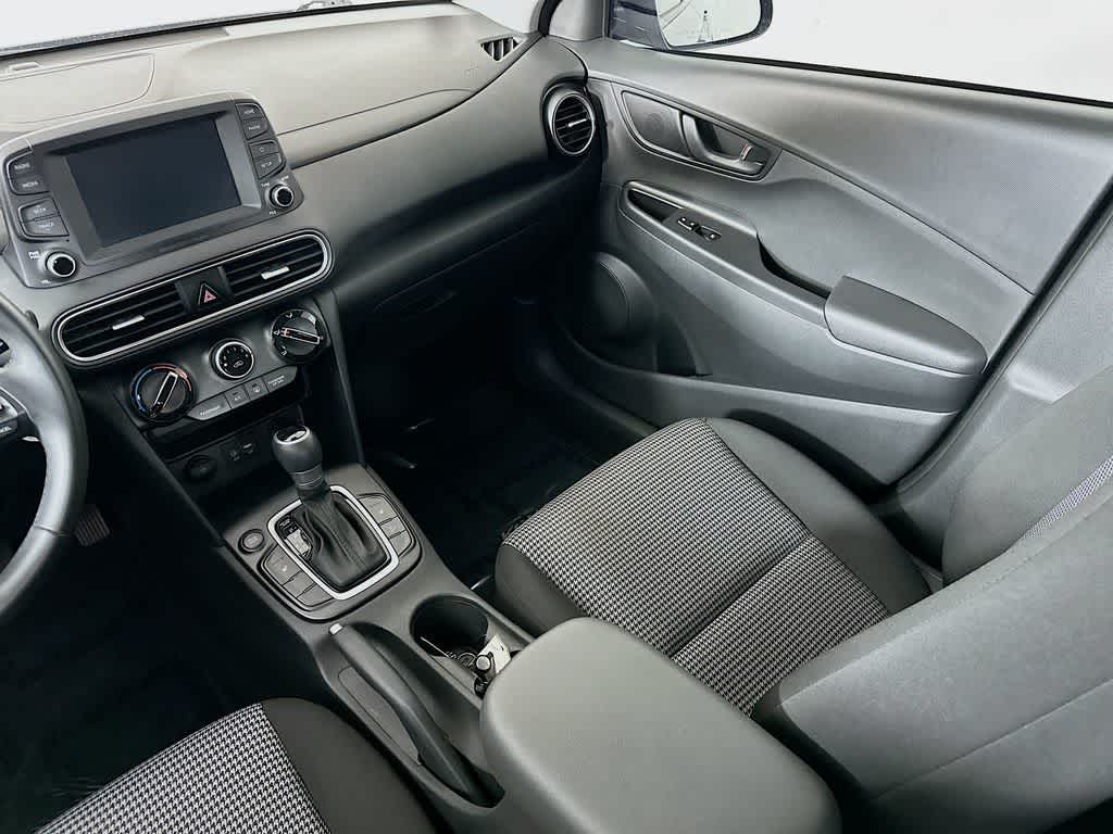 Thumbnail: 2020 Hyundai Kona - 10