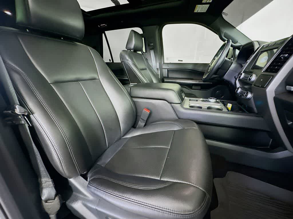 Thumbnail: 2021 Ford Expedition - 15