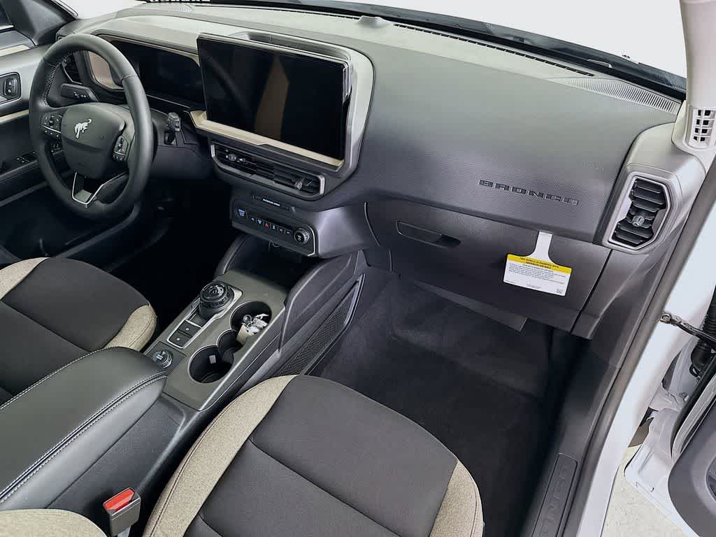 Thumbnail: 2025 Ford Bronco Sport - 31