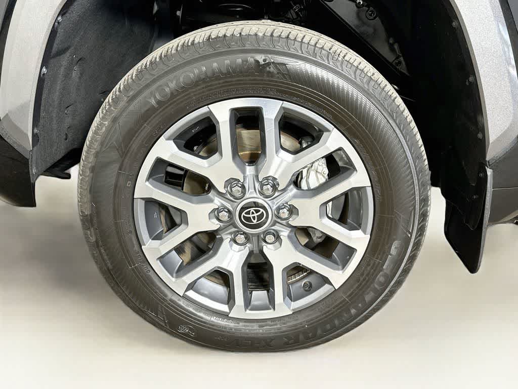 Thumbnail: 2024 Toyota Tundra - 8