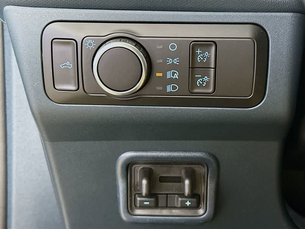 Thumbnail: 2025 Ford Maverick - 25