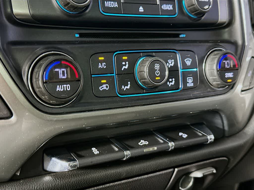 Thumbnail: 2017 Chevrolet Silverado 1500 - 17