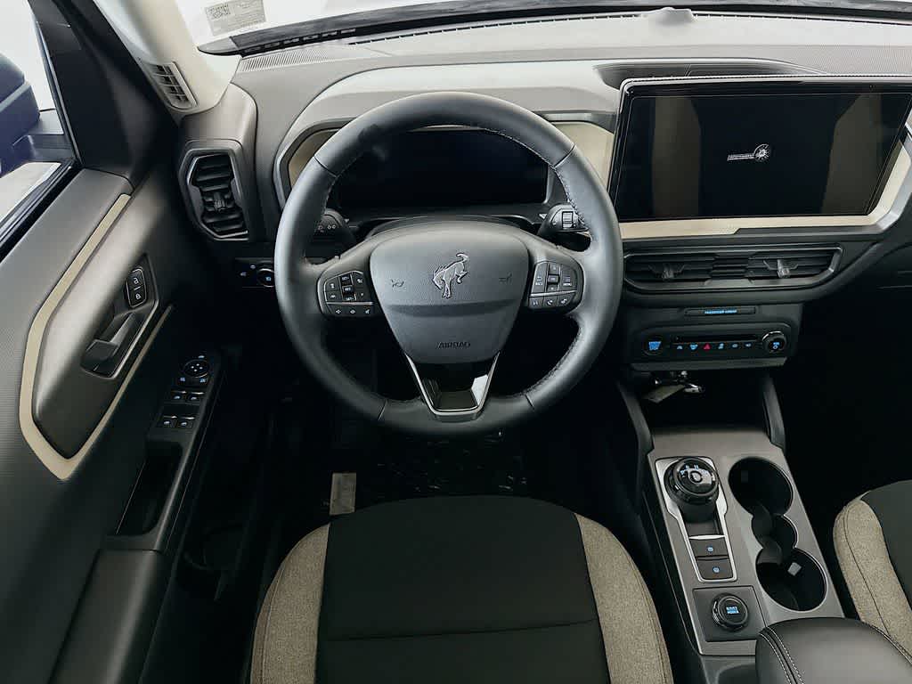 Thumbnail: 2025 Ford Bronco Sport - 10