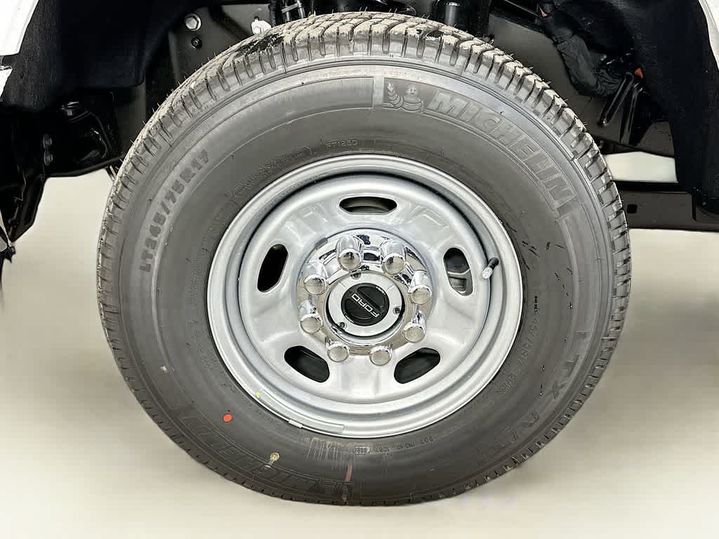 Thumbnail: 2025 Ford F-250 - 8