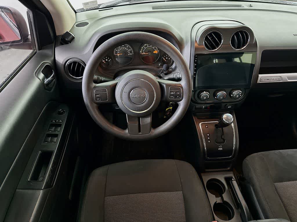 Thumbnail: 2016 Jeep Compass - 9