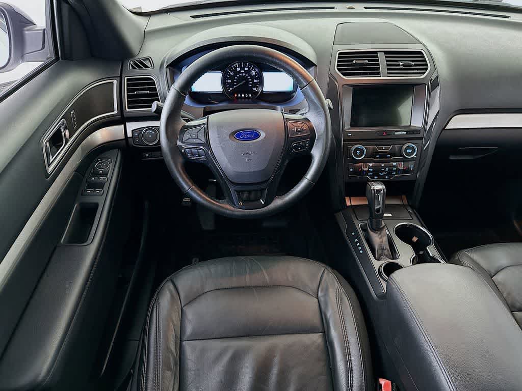 Thumbnail: 2017 Ford Explorer - 10