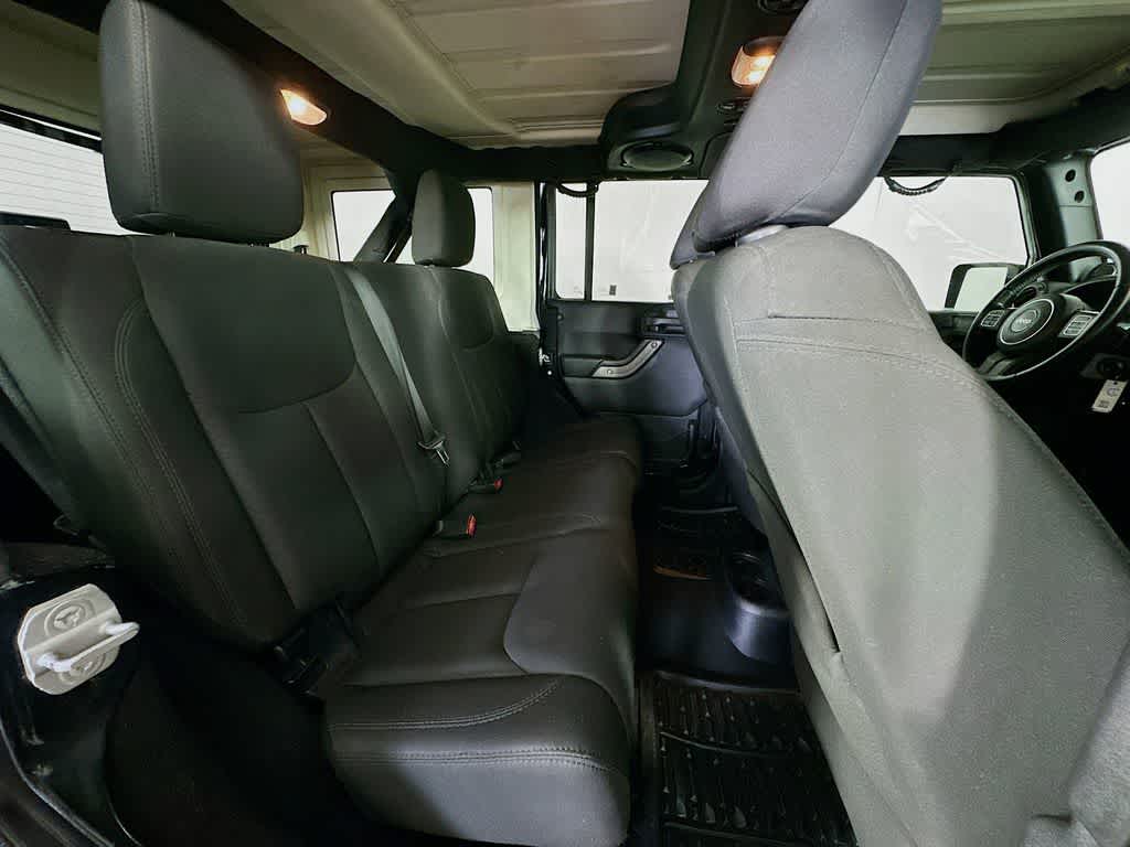 Thumbnail: 2014 Jeep Wrangler - 26