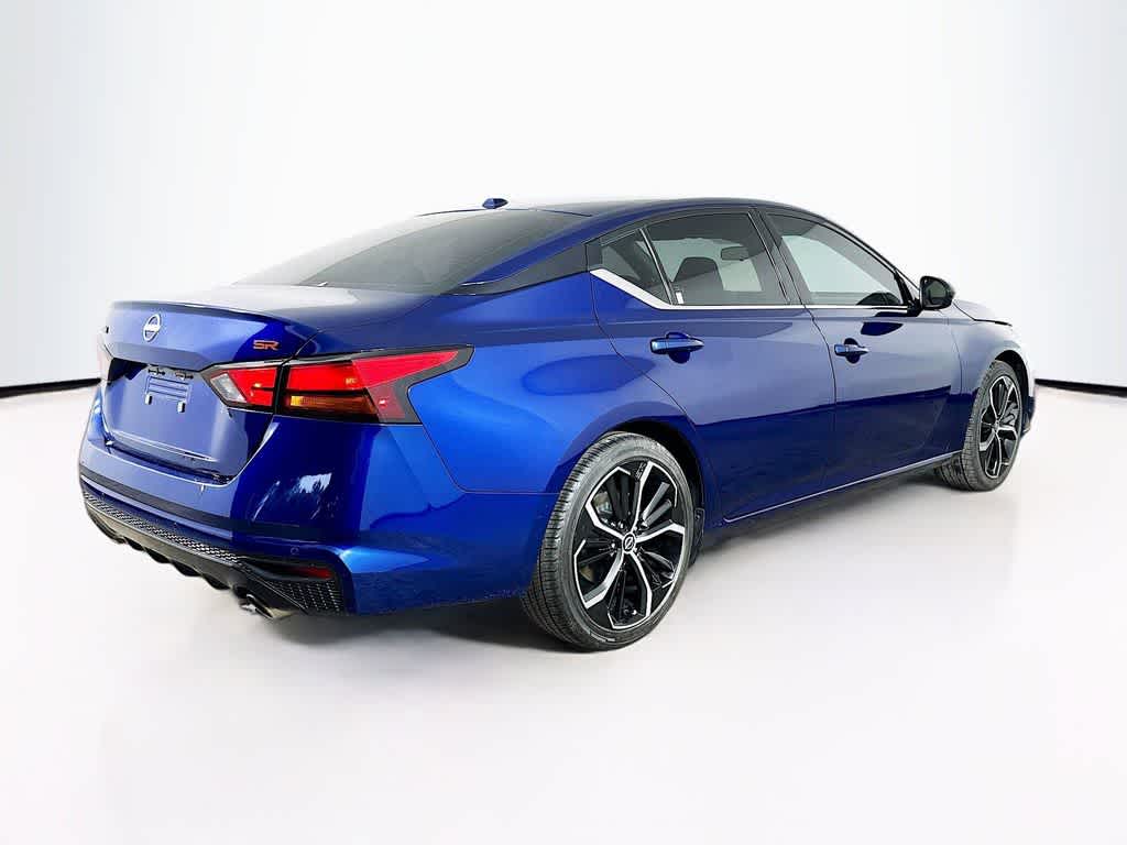 Thumbnail: 2024 Nissan Altima - 23