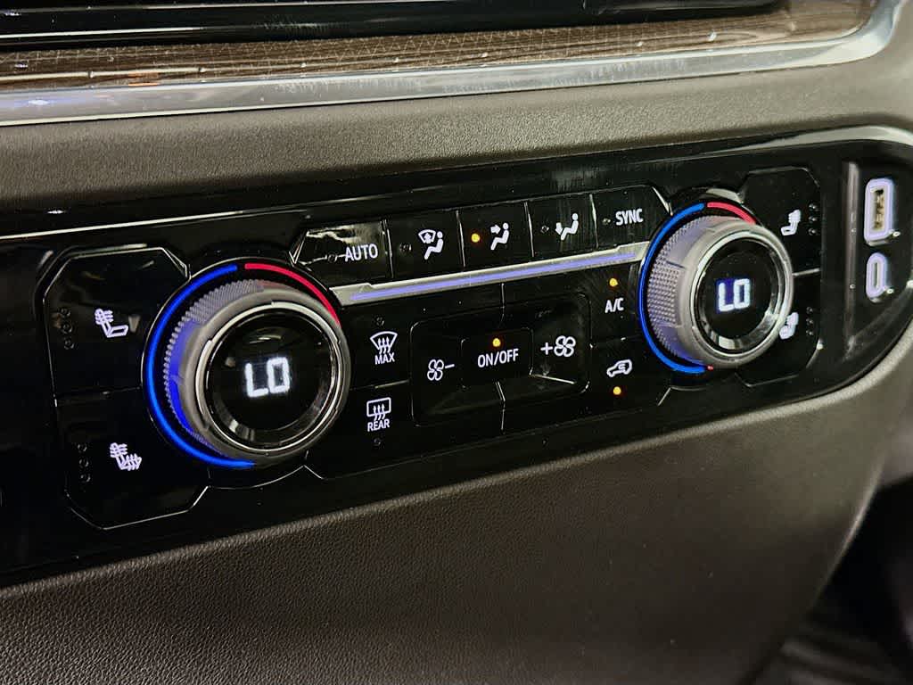 Thumbnail: 2025 Chevrolet Silverado 1500 - 18