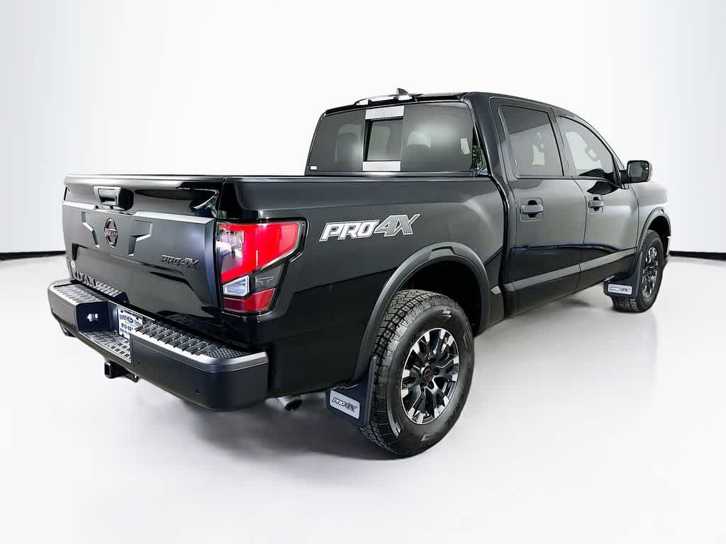 Thumbnail: 2023 Nissan Titan - 24